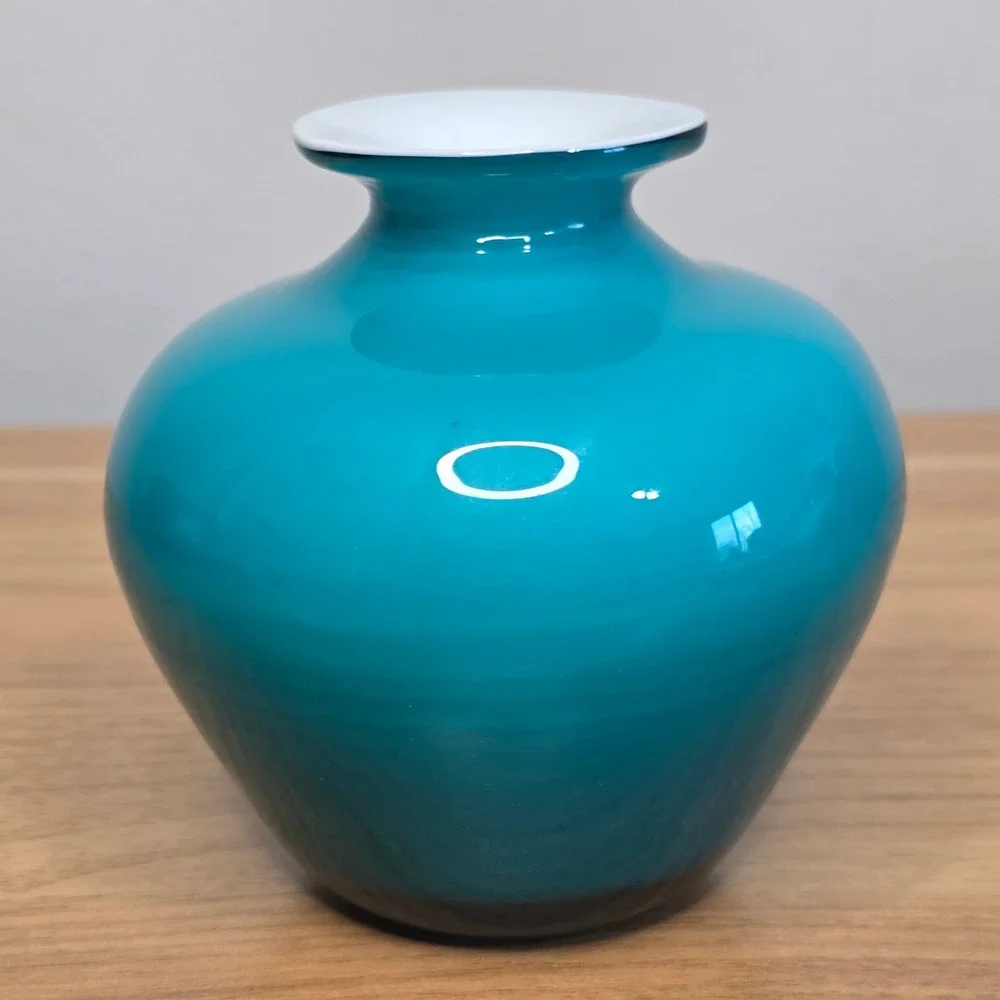 Vintage Pilgrim Art Glass‎ Aqua on White Cased Bulb Vase